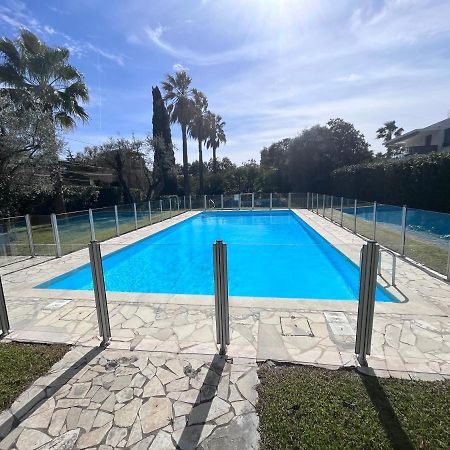 Appartement Avec Terrasse, Vue Jardin Et Piscine Antibes Eksteriør billede